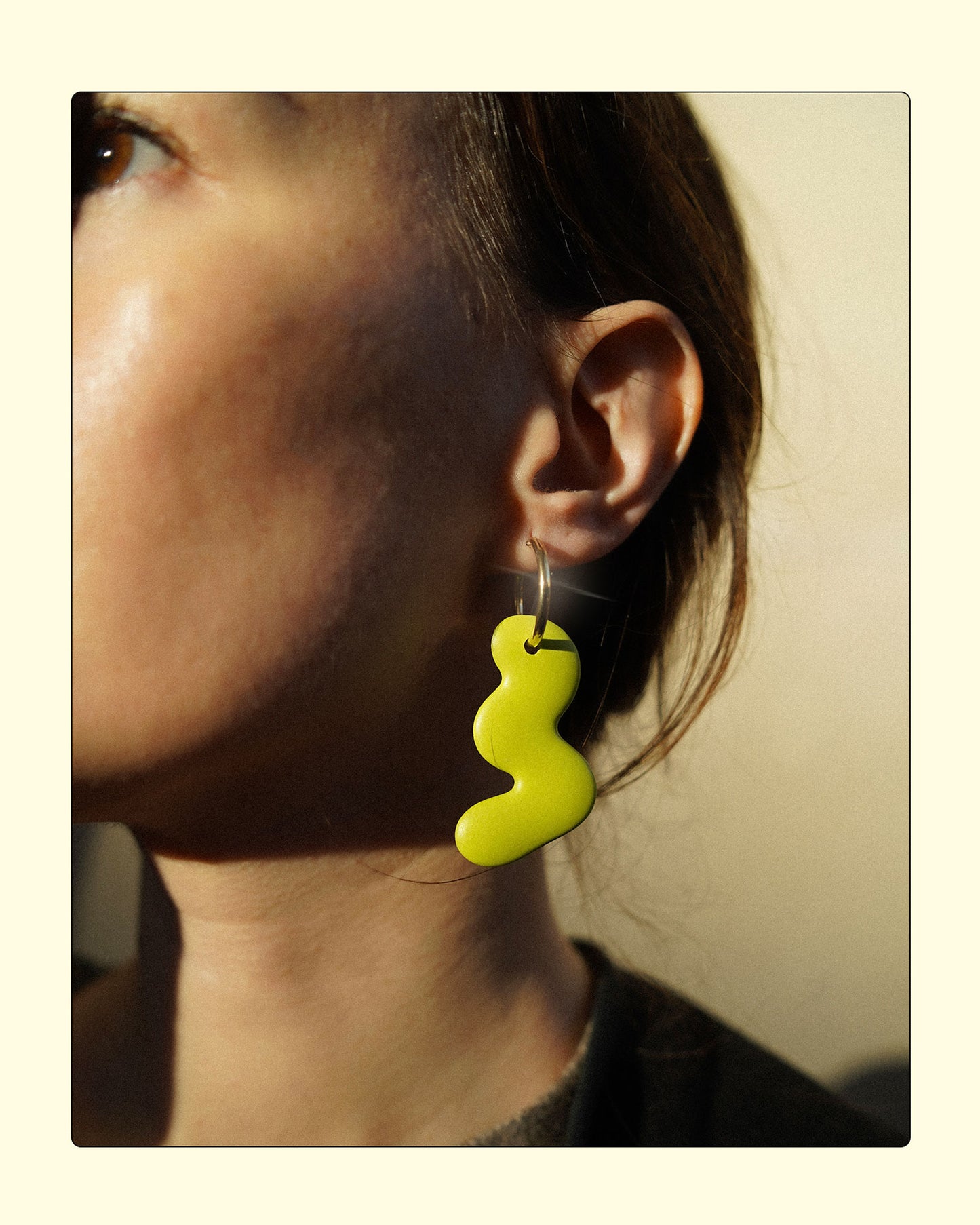 ARCH EARRINGS IN MATCHA