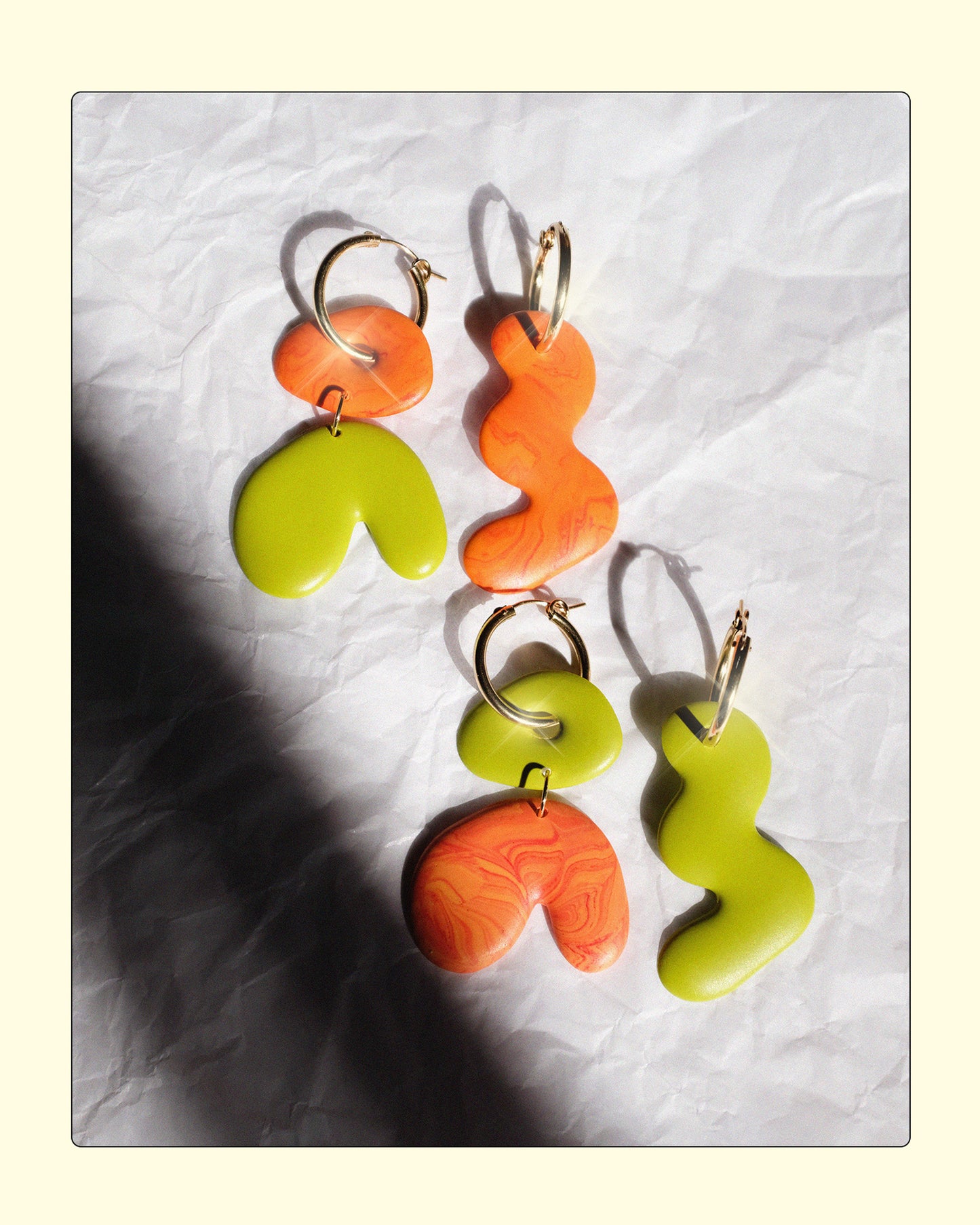 ARCH EARRINGS IN TANGERINE