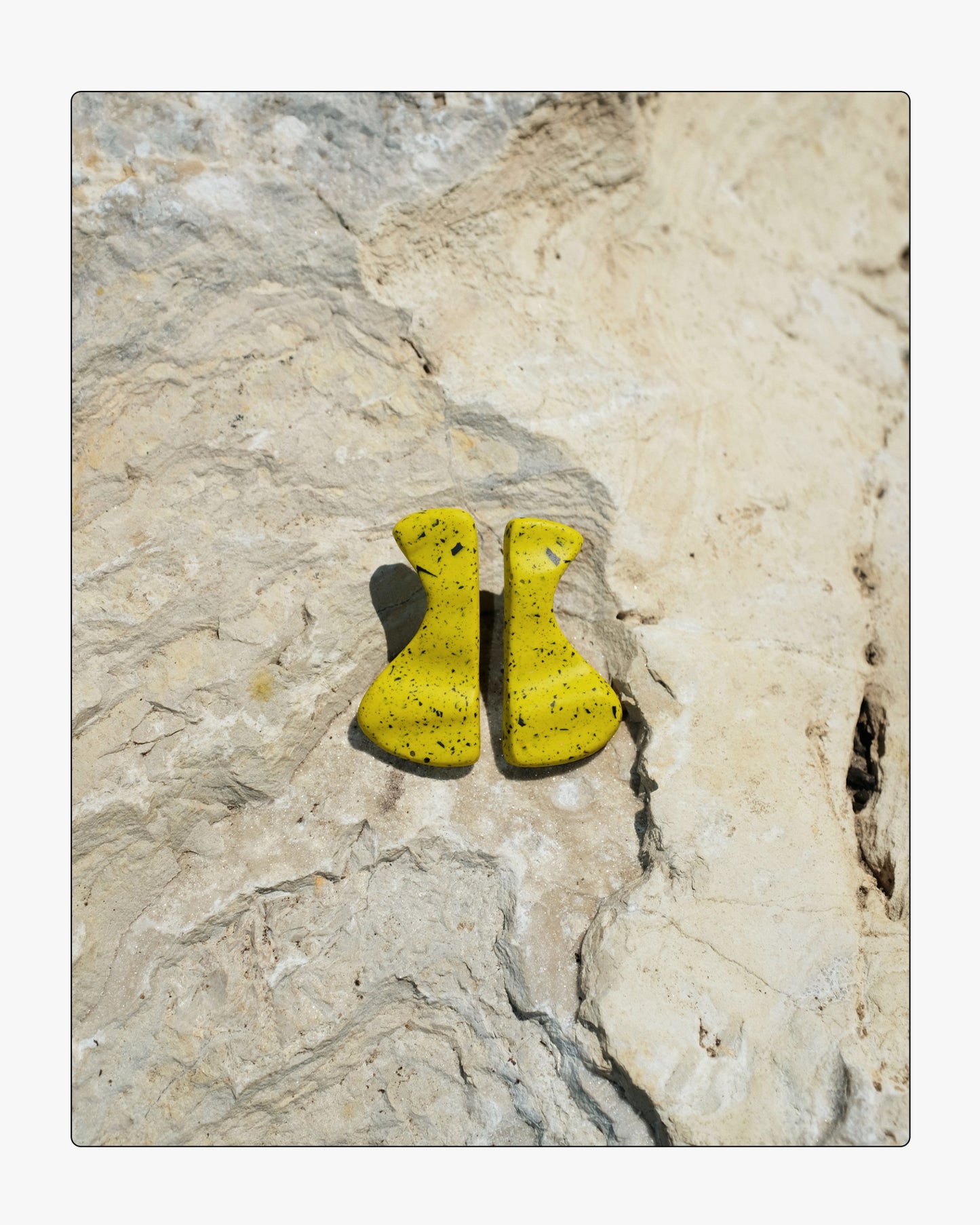 RIPPLE EARRINGS IN CANARIA
