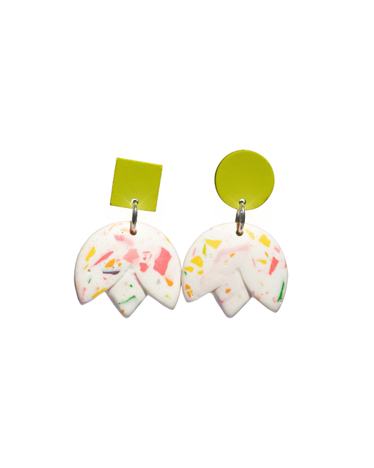 TULIP EARRINGS IN SUPERBLOOM